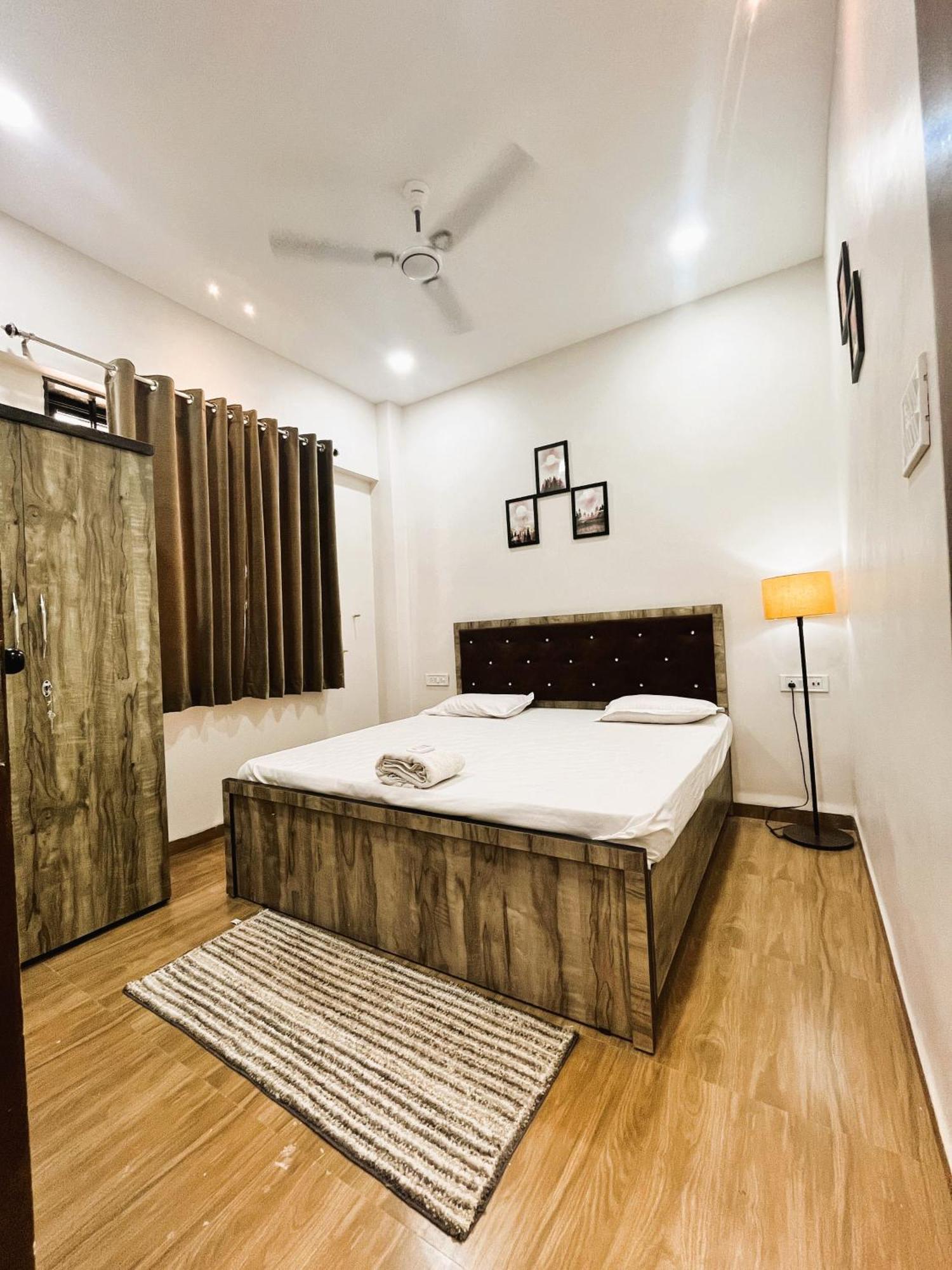 Shree Stay Inn Luxe' Holiday Home Ujjain Exterior photo